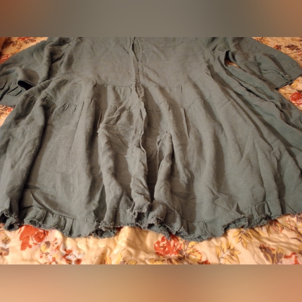 Bohemian Olive Green Tiered Peasant Blouse - Picture 15 of 16